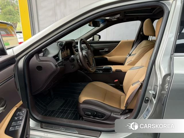 Lexus ES id 4394061 из Китая 17