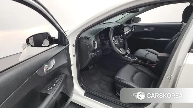 Kia The New K3 2nd generation id 3290646 из Кореи 20