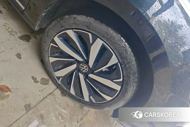 Volkswagen Passat id 4265039 из Китая 13