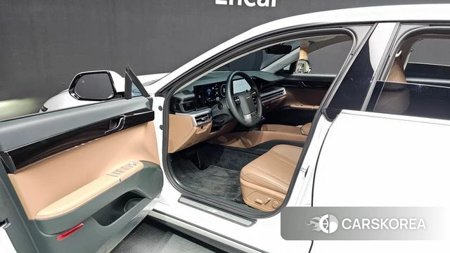 Hyundai Grandeur Hybrid (GN7) id 3933760 из Кореи 20