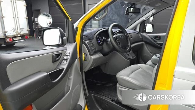 Hyundai The New Grand Starex id 4609795 из Кореи 34