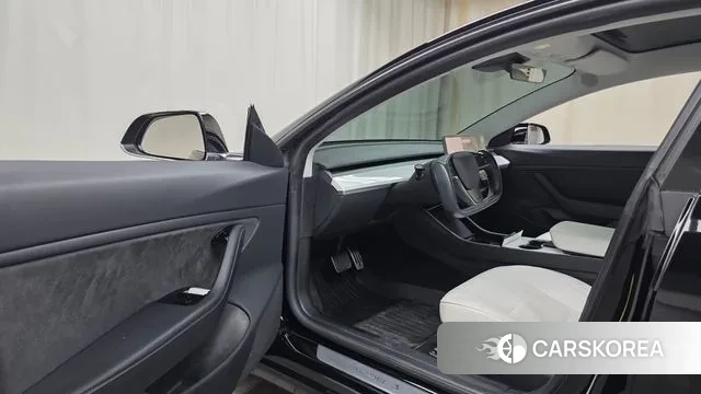 Tesla Model 3 id 3760656 из Кореи 20