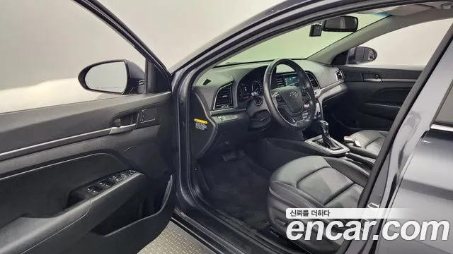 Hyundai Avante AD id 2917911 из Кореи 20