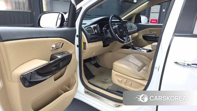 Kia The New Carnival id 3936731 из Кореи 20