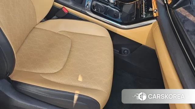 Kia Carnival 4th generation id 3401999 из Кореи 19