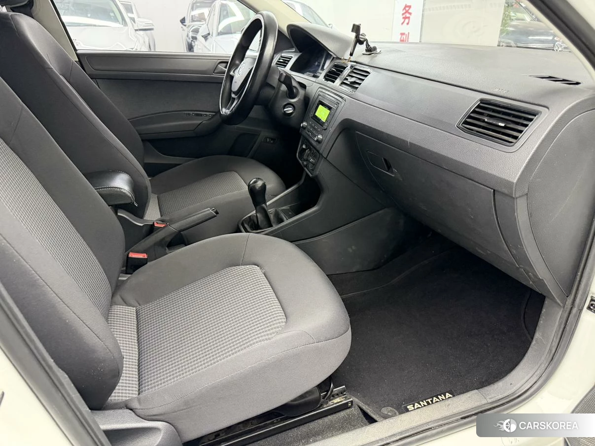 Volkswagen Santana id 4461743 из Китая 12