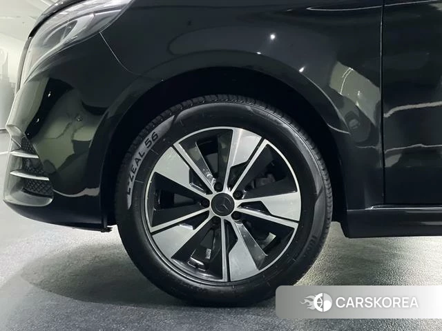 Mercedes-Benz V-class id 4263809 из Китая 21