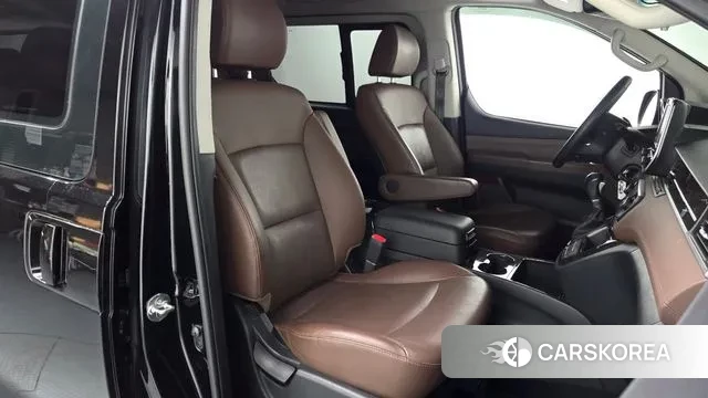 Hyundai The New Grand Starex id 3748590 из Кореи 20