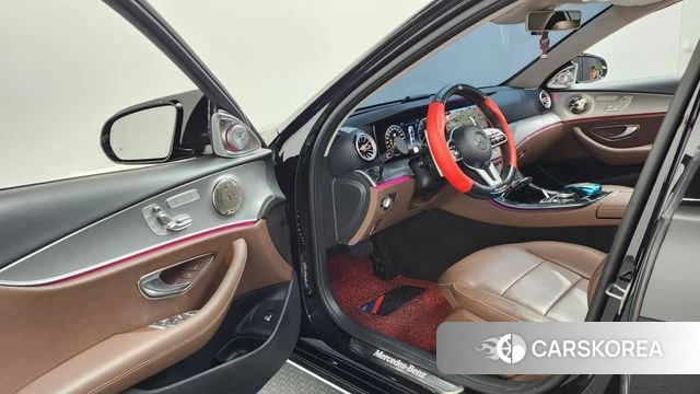Mercedes-Benz E-Class W213 id 4269128 из Кореи 31