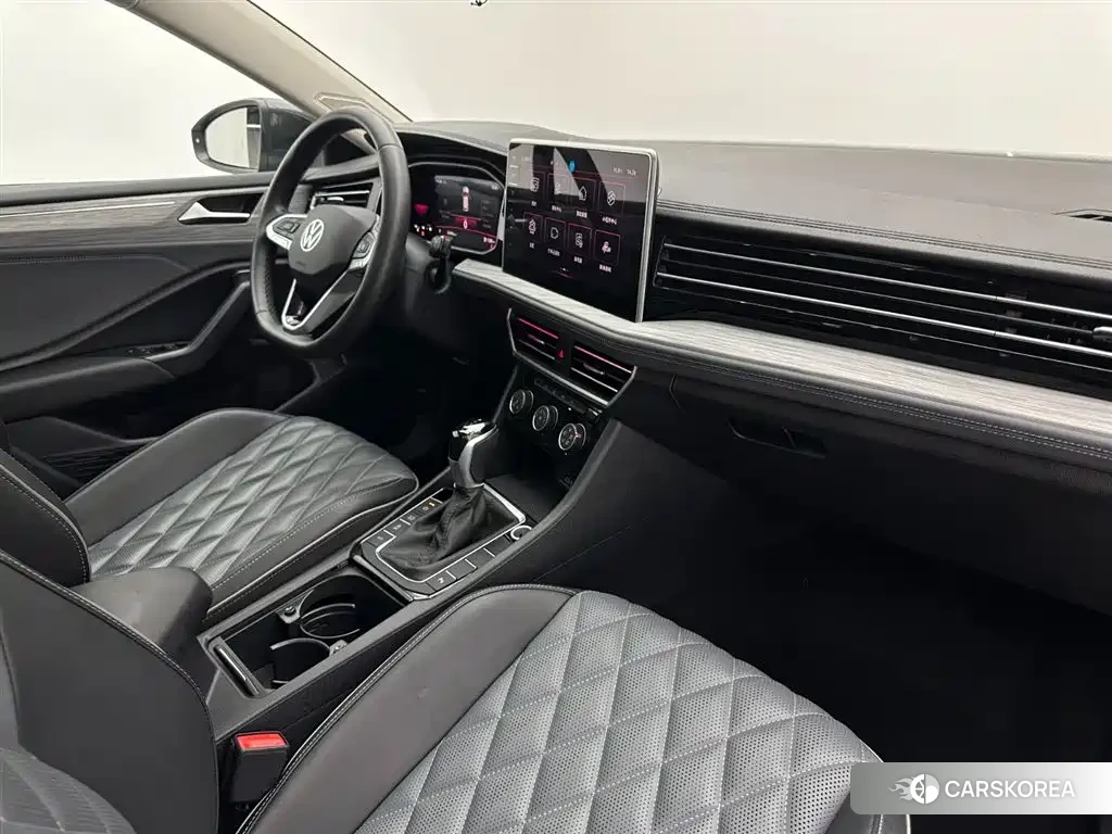 Volkswagen Sagitar id 4515395 из Китая 31