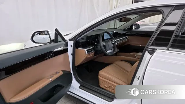 Hyundai Grandeur (GN7) id 3316643 из Кореи 20