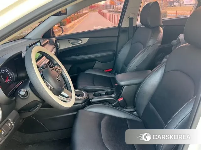 Kia Come New K3 id 3574136 из Кореи 20