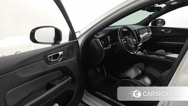 Volvo XC60 second Generation id 4370909 из Кореи 36