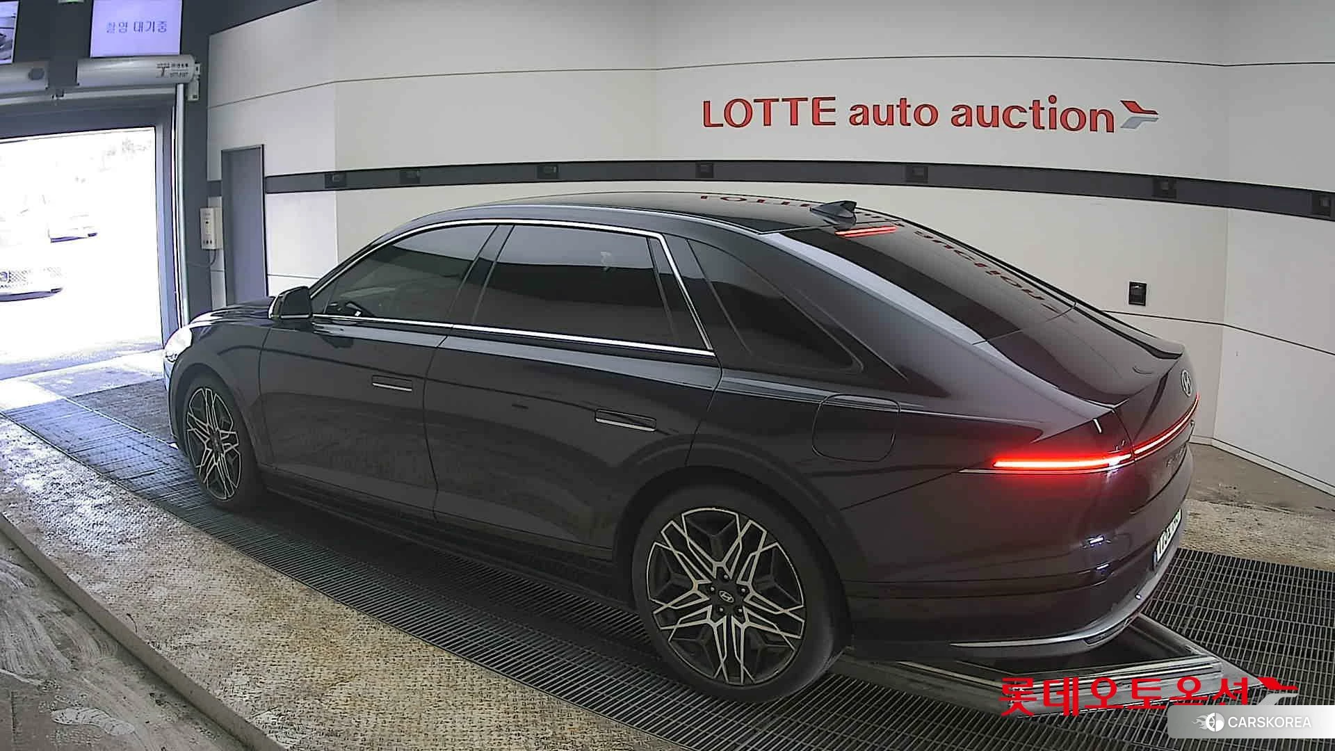 Hyundai Grandeur Hybrid id 3882106 из Кореи 38