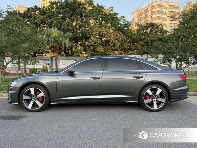 Audi A6L id 4261851 из Китая 16