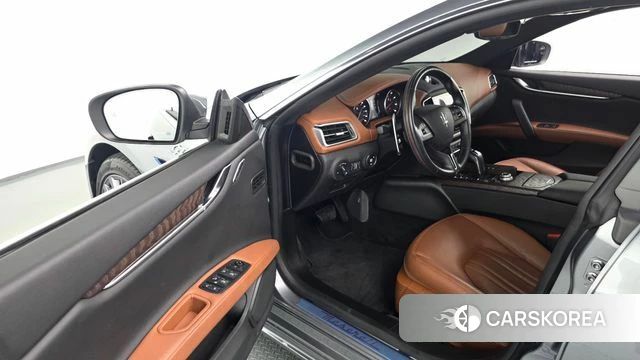 Maserati Ghibli id 4592094 из Кореи 34
