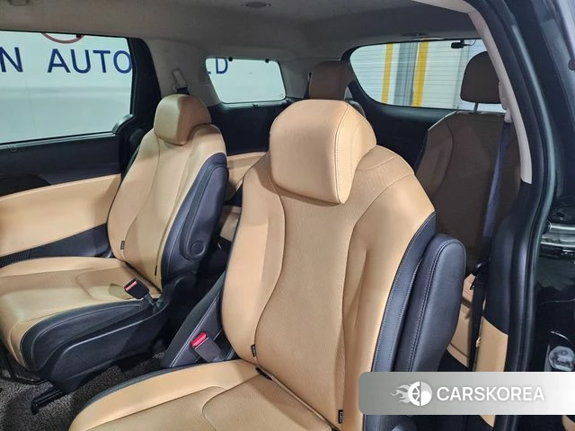 Kia Carnival 4th generation id 4206582 из Кореи 20