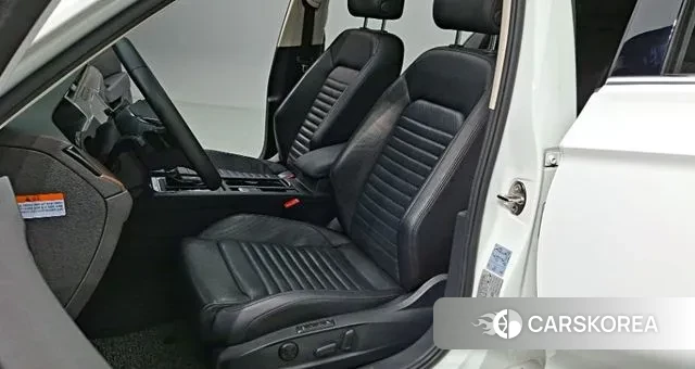 Volkswagen Passat GT (B8) id 2986835 из Кореи 19