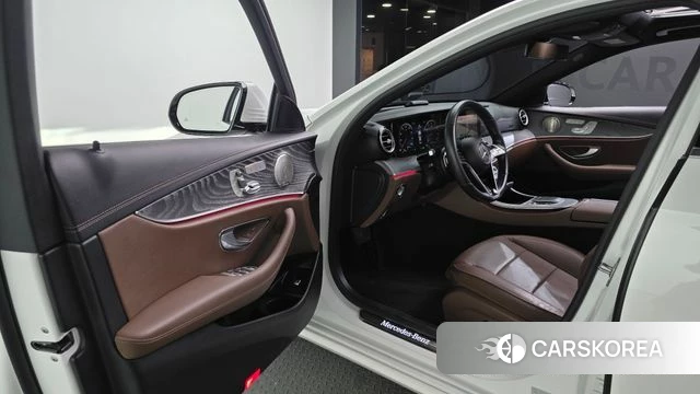 Mercedes-Benz E-Class W213 id 4848586 из Кореи 34
