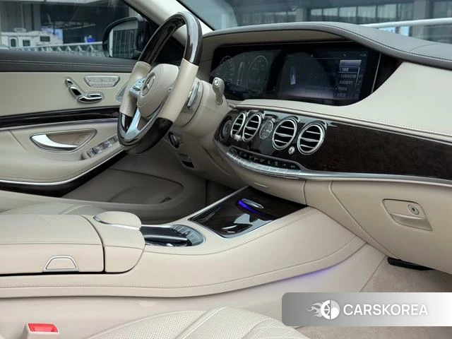Mercedes-Benz Maybach S-class id 4215041 из Китая 17