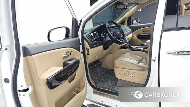 Kia The New Carnival id 4638107 из Кореи 20