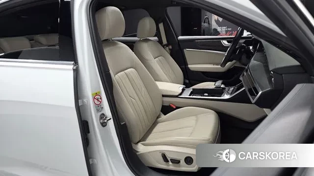 Audi A6 (C8) id 3432124 из Кореи 21