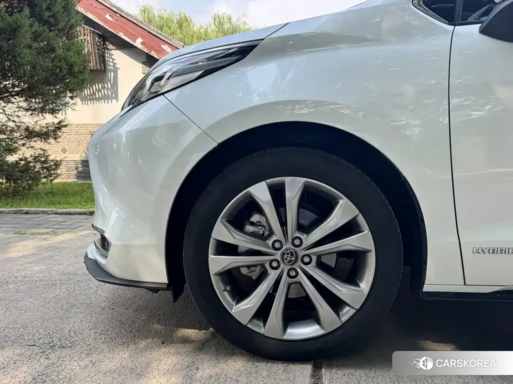 Toyota Sienna id 4654486 из Китая 15