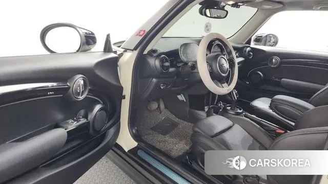 Mini Cooper id 3582021 из Кореи 20