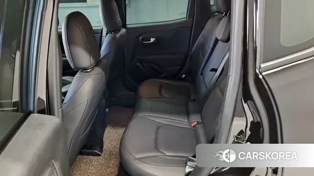 Jeep Renegade id 3342281 из Кореи 17