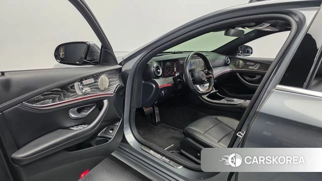 Mercedes-Benz E-Class W213 id 4735904 из Кореи 29
