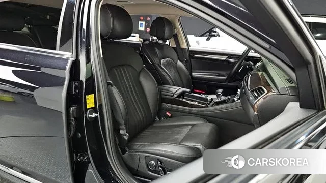 Genesis G90 id 2932094 из Кореи 20