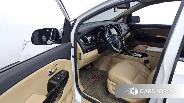 Kia The New Carnival id 3647199 из Кореи 20