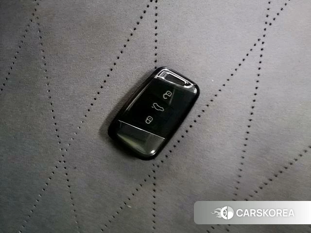 Volkswagen Magotan id 4212488 из Китая 20