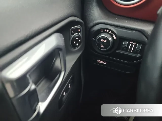 Jeep Gladiator (JT) id 3722301 из Кореи 14