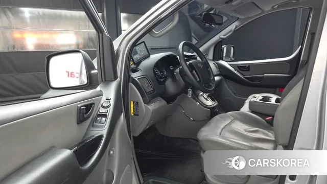 Hyundai The New Grand Starex id 3682411 из Кореи 20