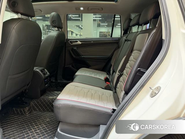 Volkswagen Tiguan L PHEV id 4259708 из Китая 15