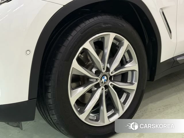 BMW X3 id 4208106 из Китая 15