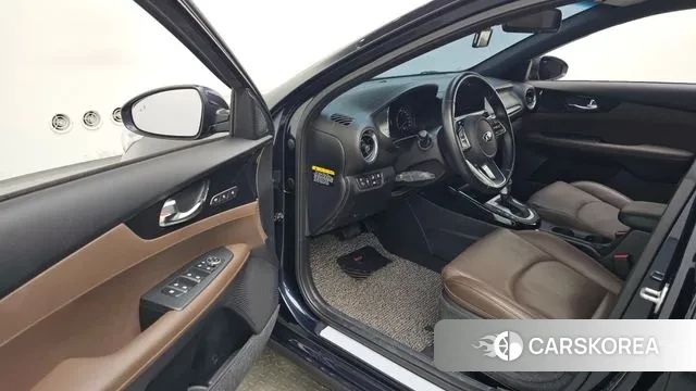 Kia Come New K3 id 3612499 из Кореи 20