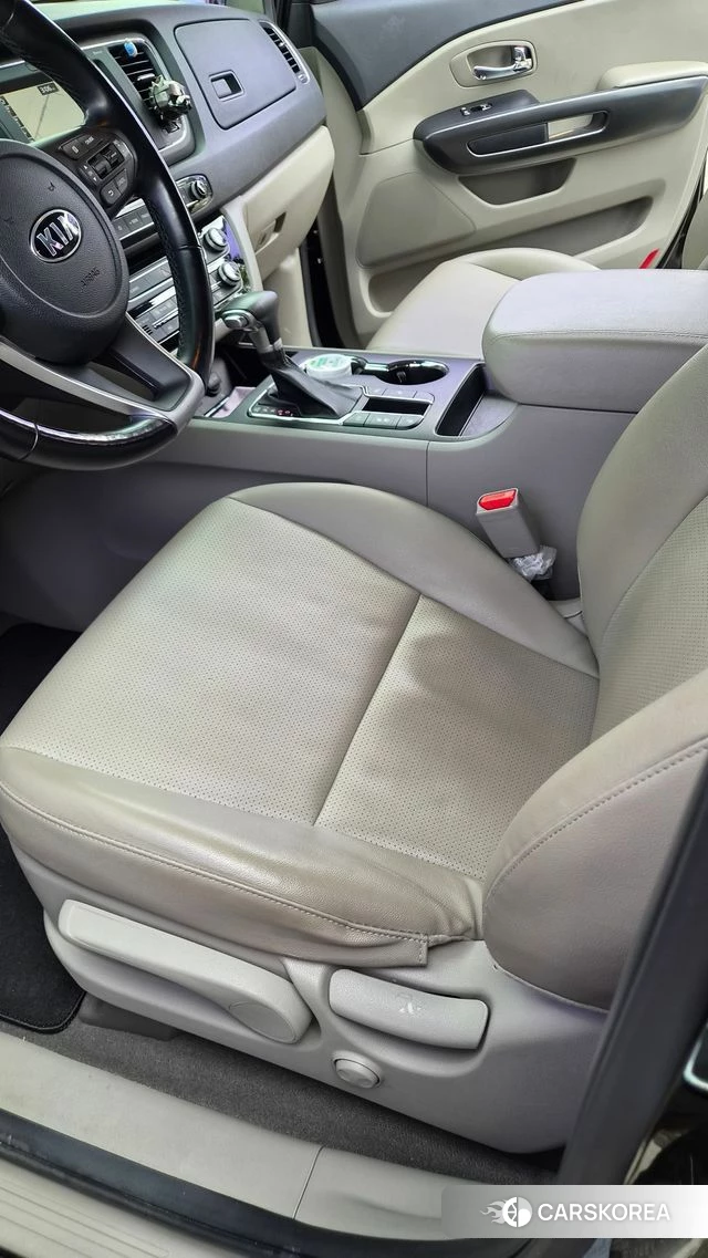 Kia The New Carnival id 4684000 из Кореи 10