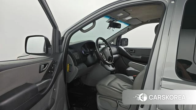 Hyundai The New Grand Starex id 4574382 из Кореи 20