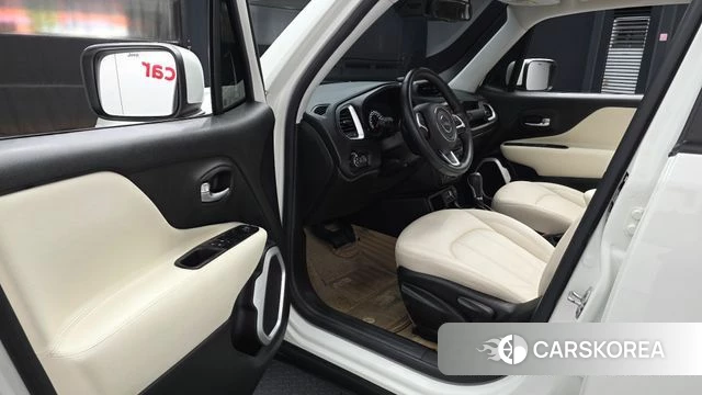 Jeep Renegade id 4361696 из Кореи 34