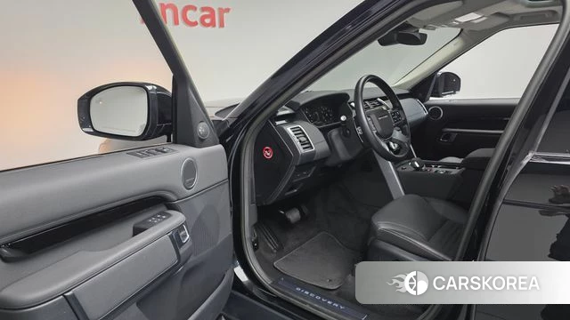 Land Rover Discovery 5 id 4773984 из Кореи 33