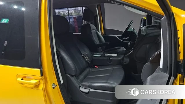 Hyundai Staria id 2930360 из Кореи 20