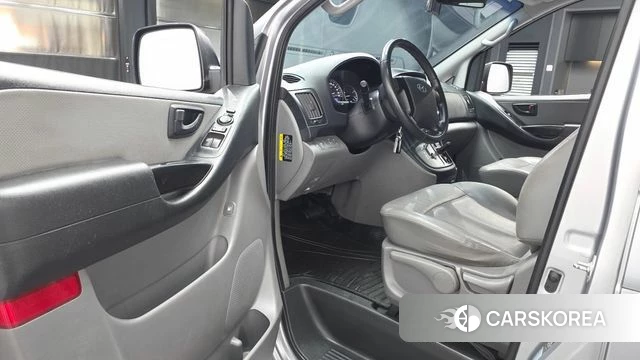 Hyundai The New Grand Starex id 4197263 из Кореи 20