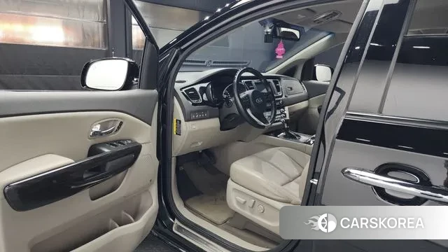 Kia All New Carnival id 3651977 из Кореи 20