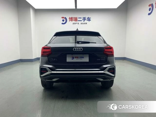 Audi Q2L id 4297678 из Китая 31