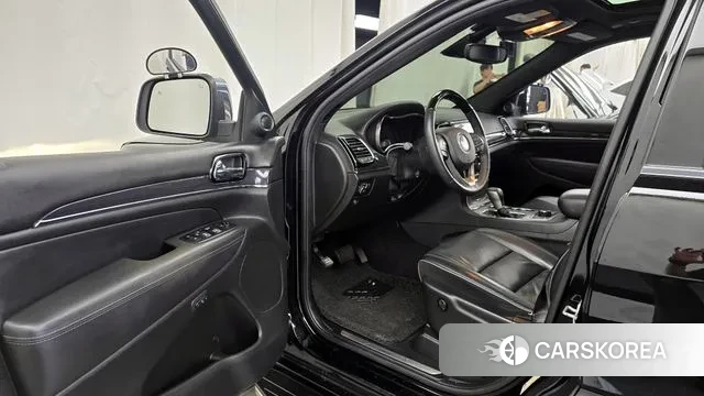 Jeep Grand Cherokee id 3034050 из Кореи 20