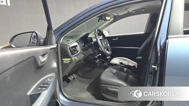 Kia Stonic id 3873429 из Кореи 20