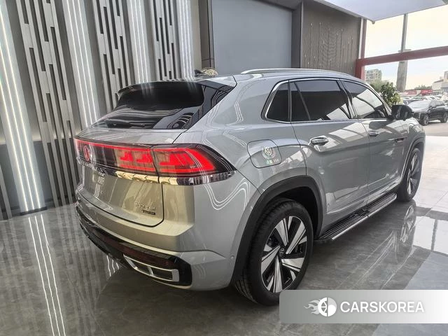 Volkswagen Tourang id 4260048 из Китая 18