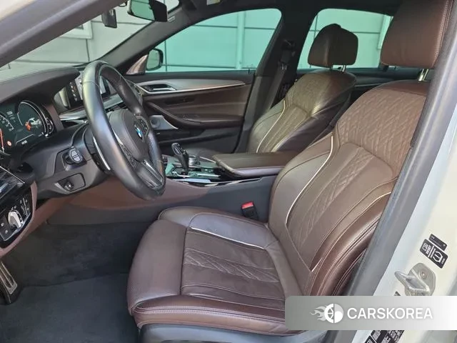 BMW 5 Series (G30) id 3413249 из Кореи 20